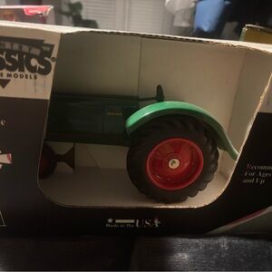 Oliver 1/16 with sweep fenders